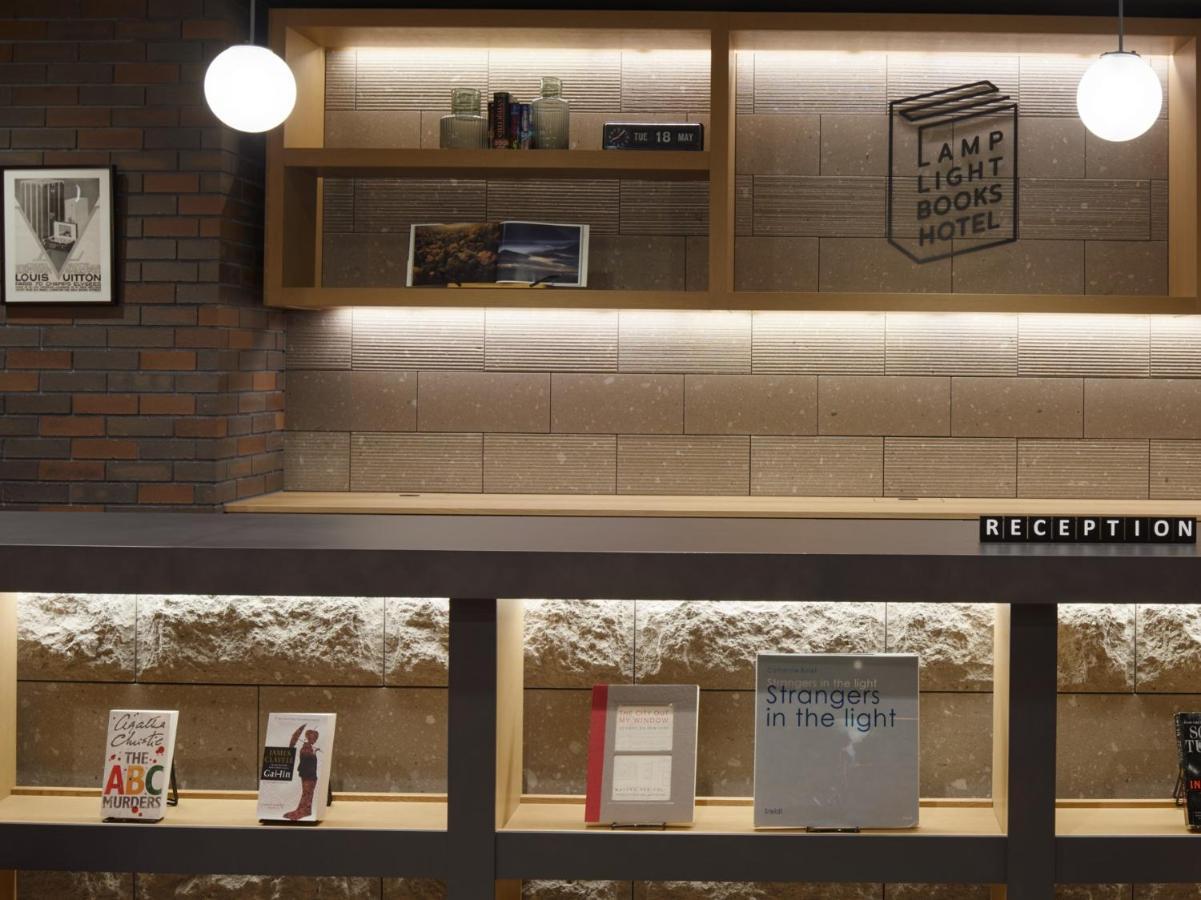 Lamp Light Books Hotel Sapporo Exterior photo