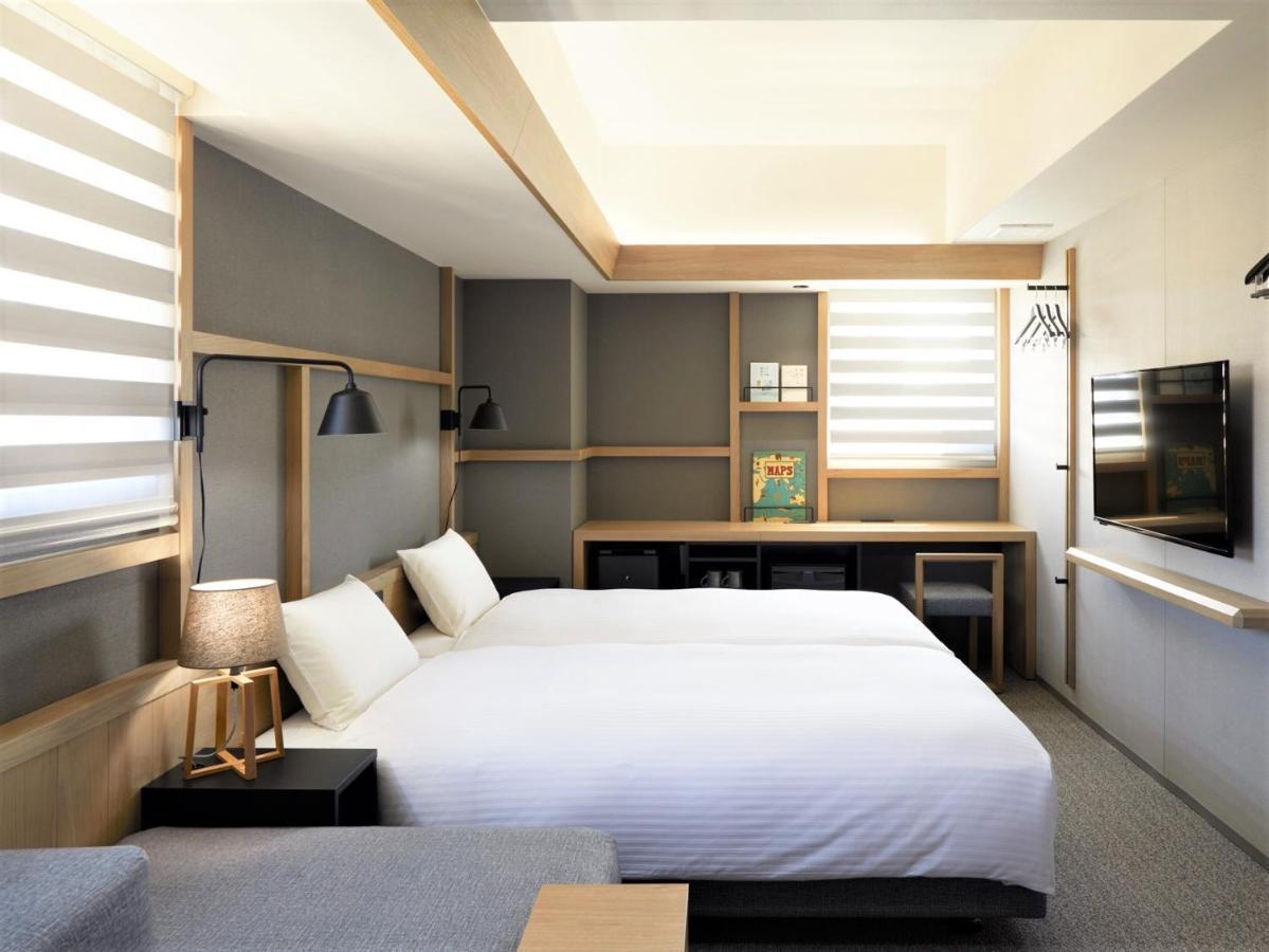 Lamp Light Books Hotel Sapporo Exterior photo