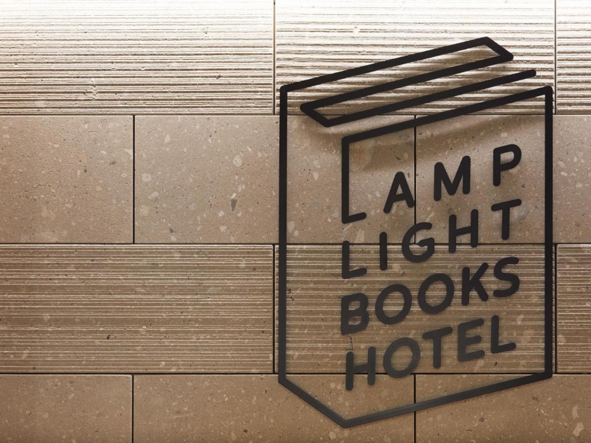 Lamp Light Books Hotel Sapporo Exterior photo